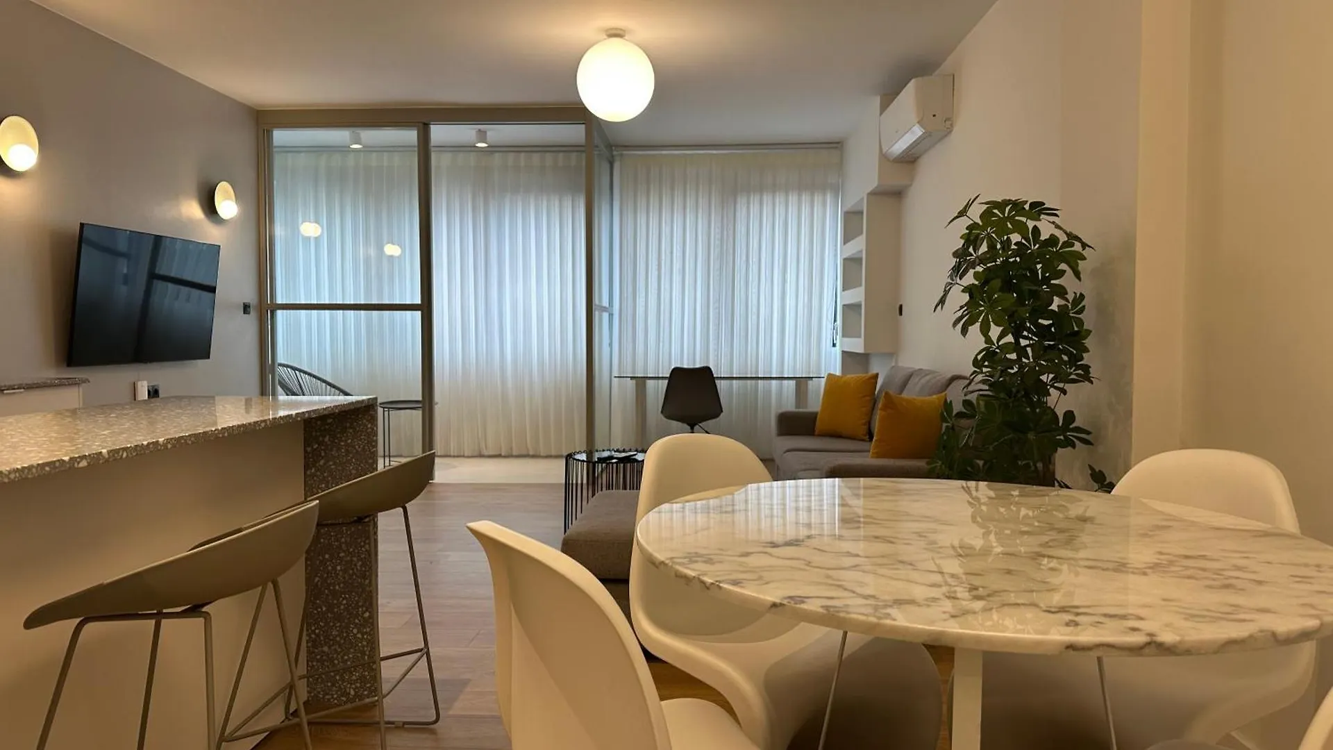 Skg Modern Apt1 Thessaloniki